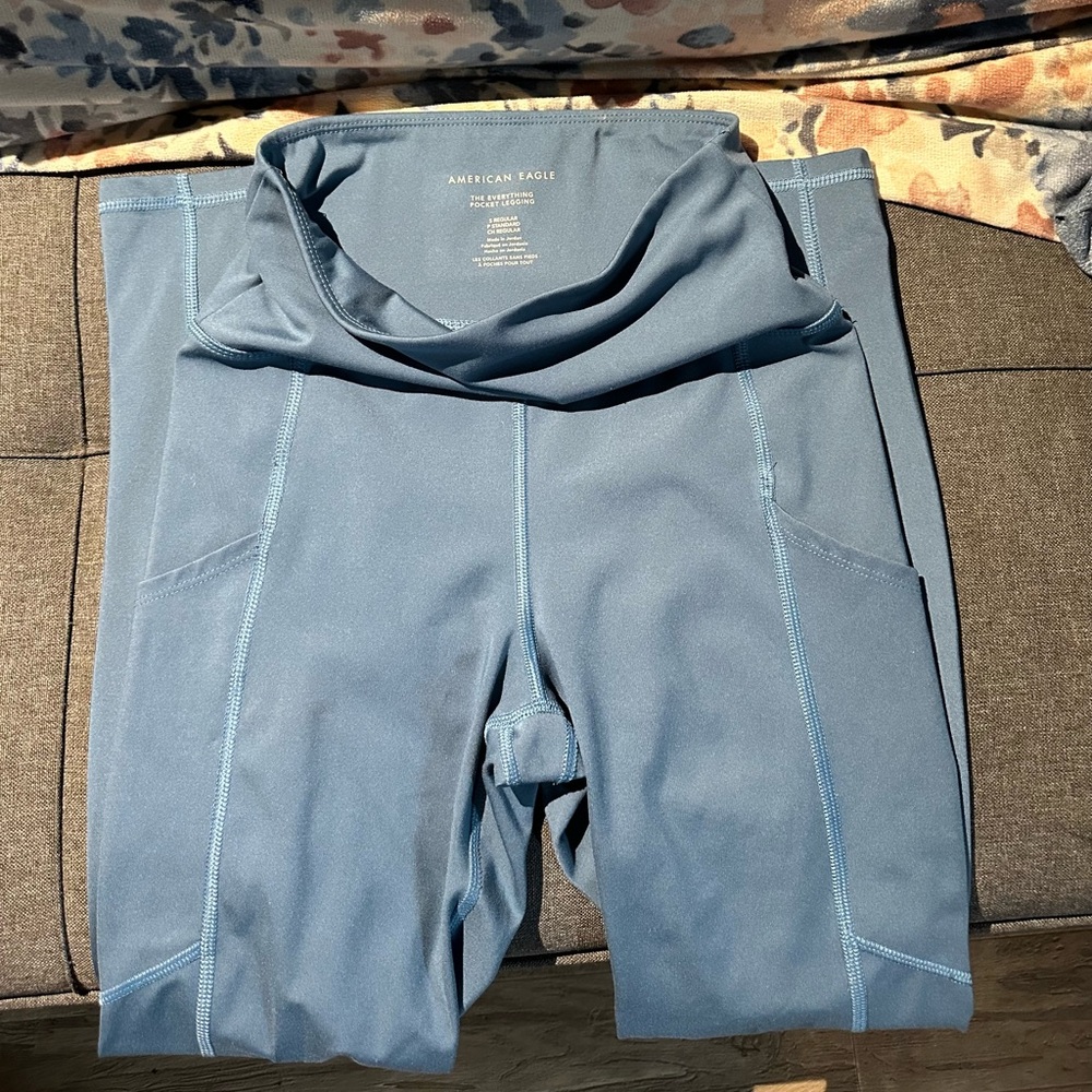 American Eagle leggings